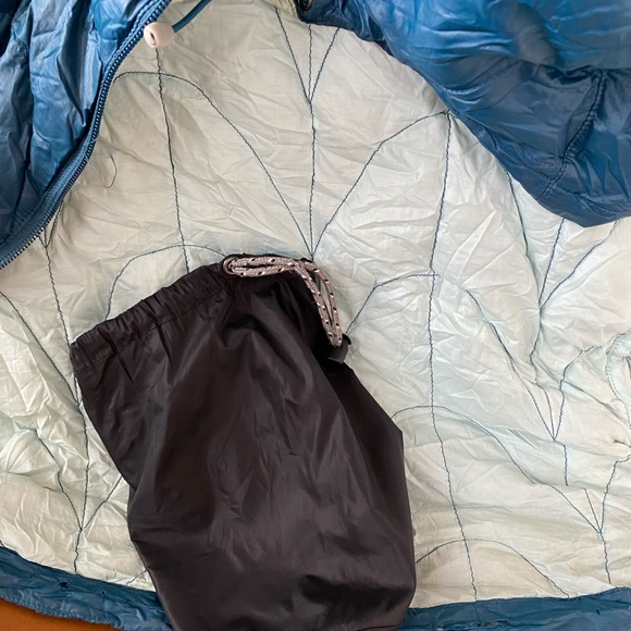 OutdoorResearch: size M, Down puffy winter jacket - Picture 4 of 4